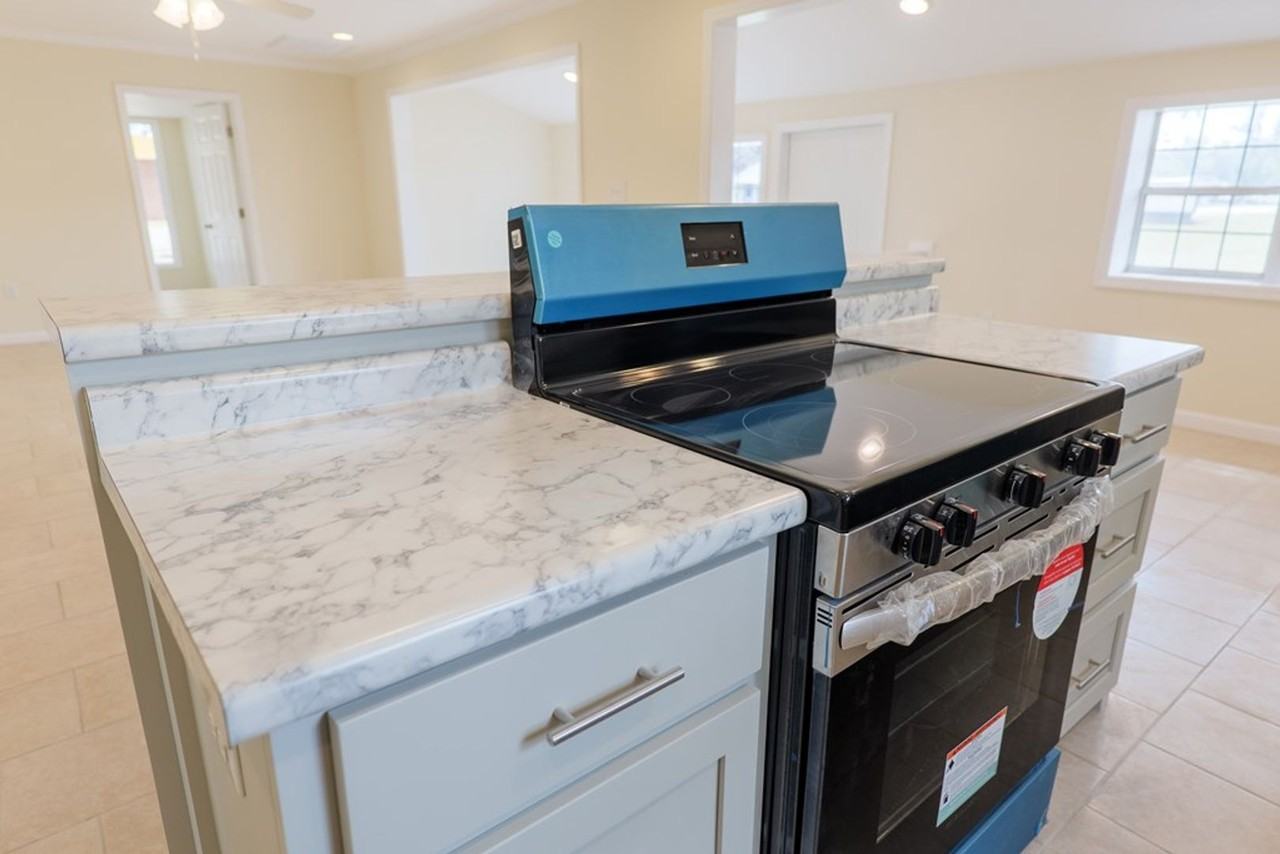 2 Berrien Ave - Photo 4 of 15