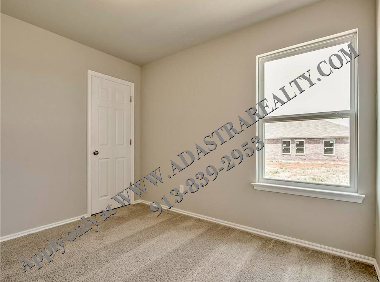 20313 W 195th St - Photo 7 of 17