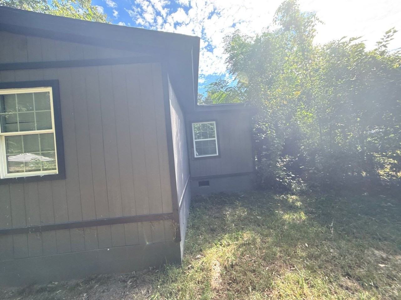 851 N Claybrook St - Photo 6 of 8
