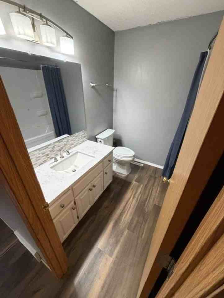 6078 Pine Beach Rd - Photo 7 of 19