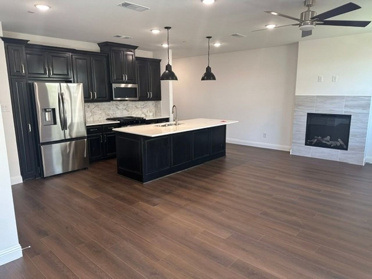 602 Nolan Ln - Photo 4 of 19
