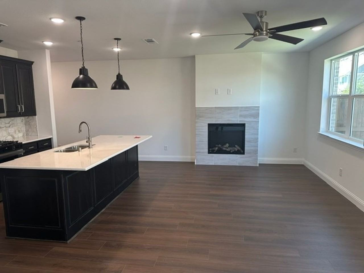 602 Nolan Ln - Photo 5 of 19