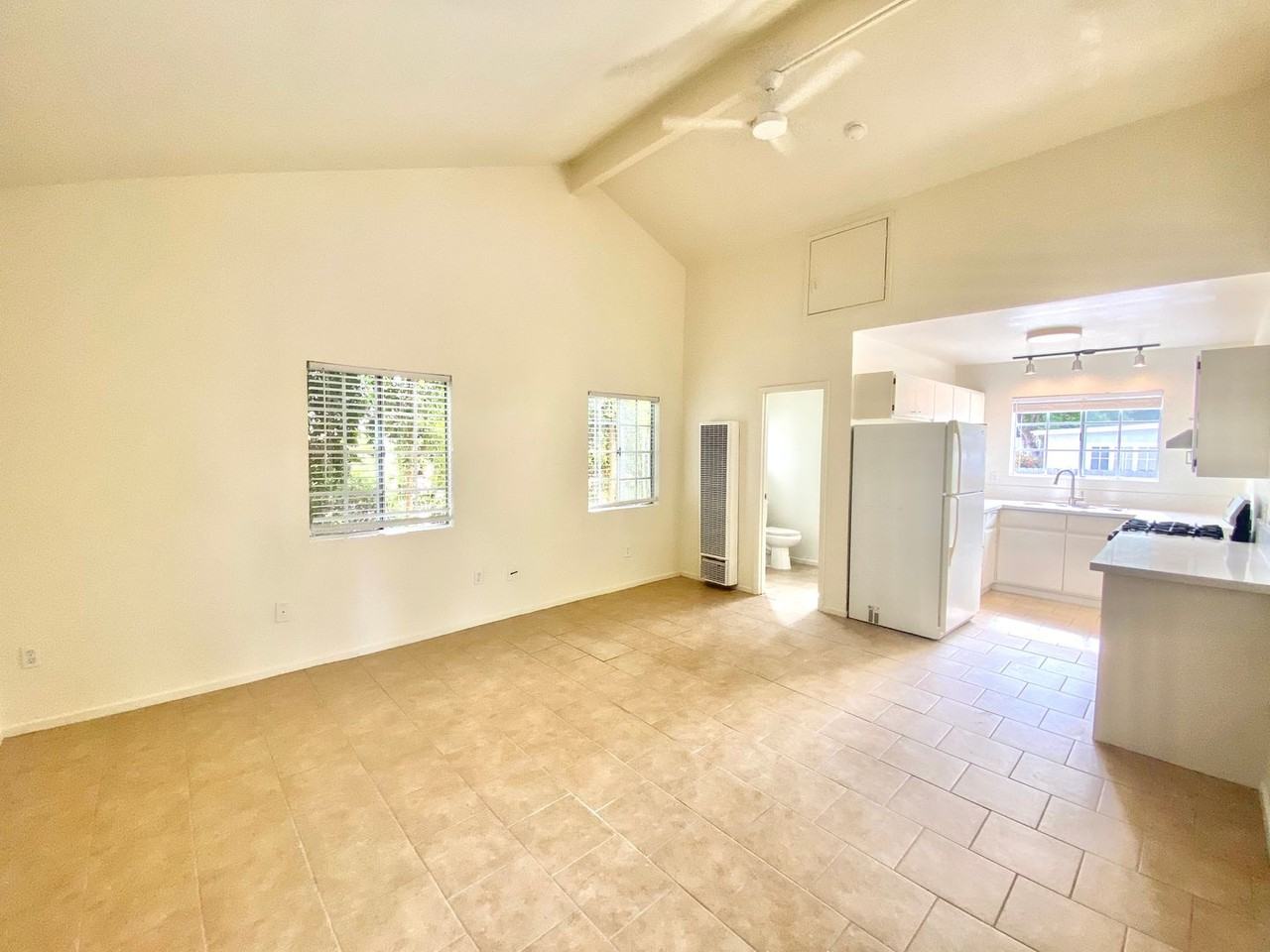 2519 Orella St #C - Photo 4 of 9