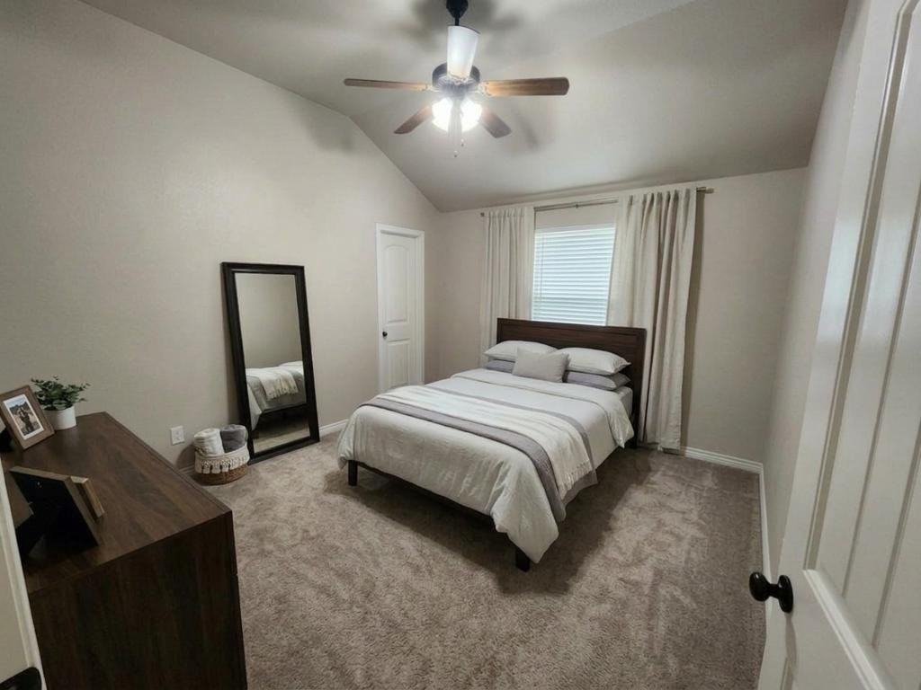 701 Sladecek Dr #B - Photo 6 of 11