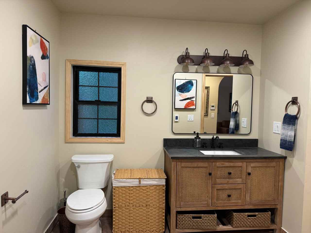 3239 California Ave - Photo 3 of 7