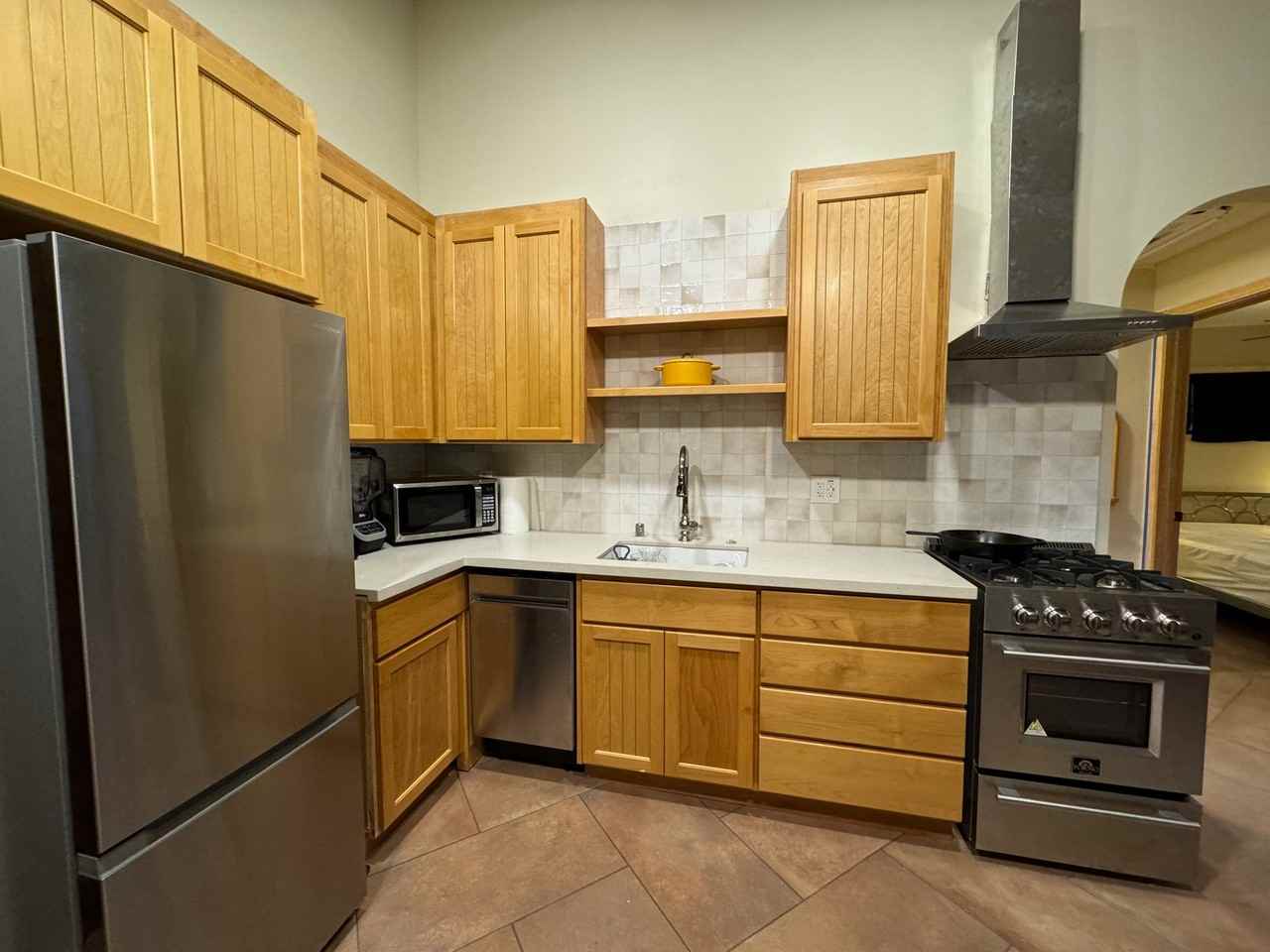 3239 California Ave - Photo 6 of 7