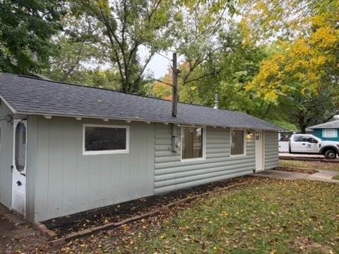517 Washington Park Blvd - Photo 3 of 12