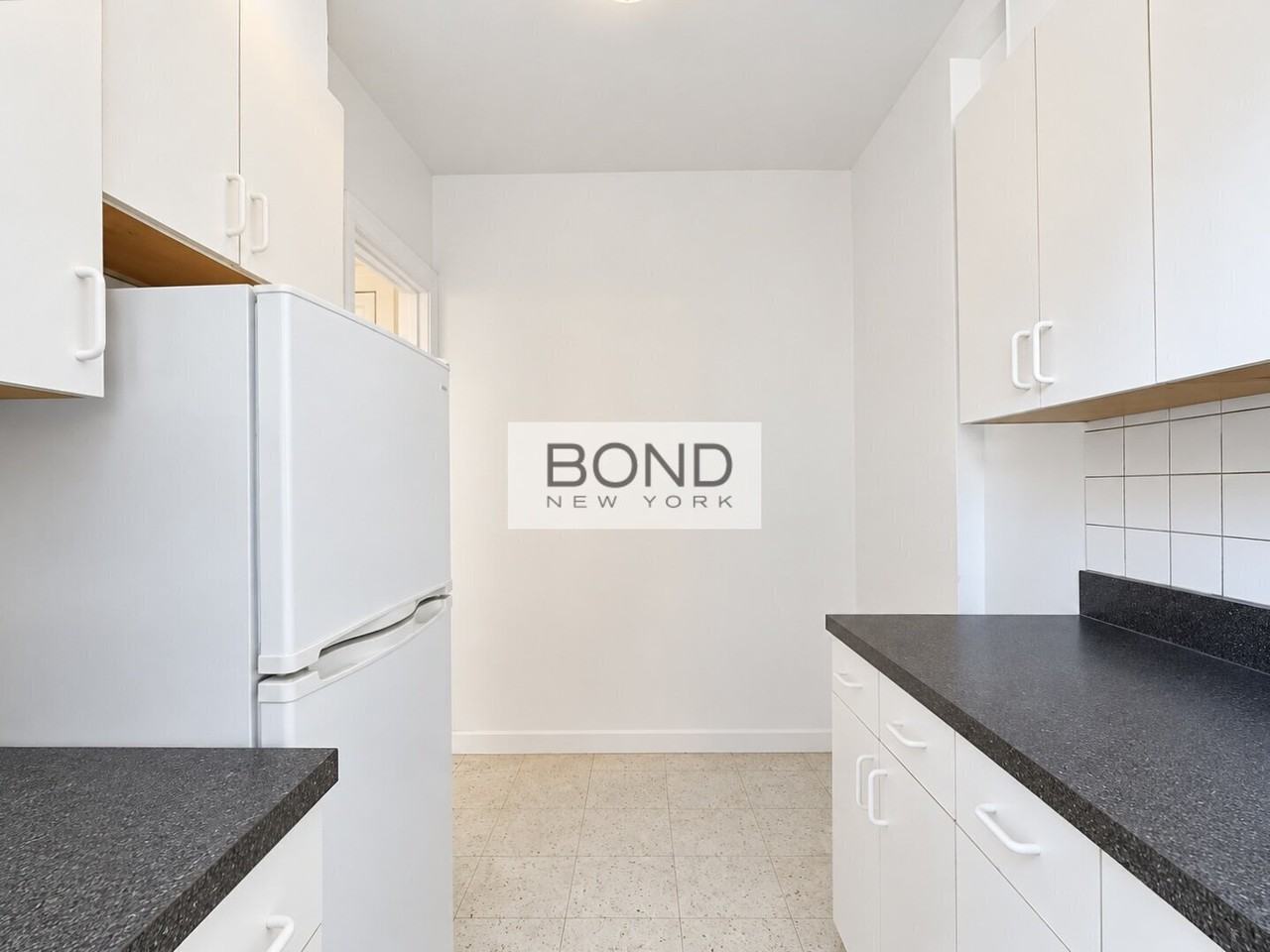 440 E 6th St #35 - Photo 5 of 7