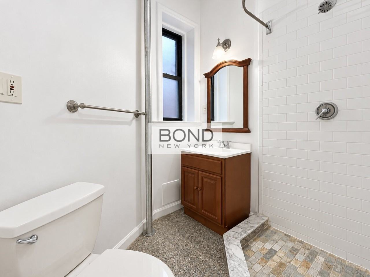 292 Riverside Dr #53 - Photo 5 of 7