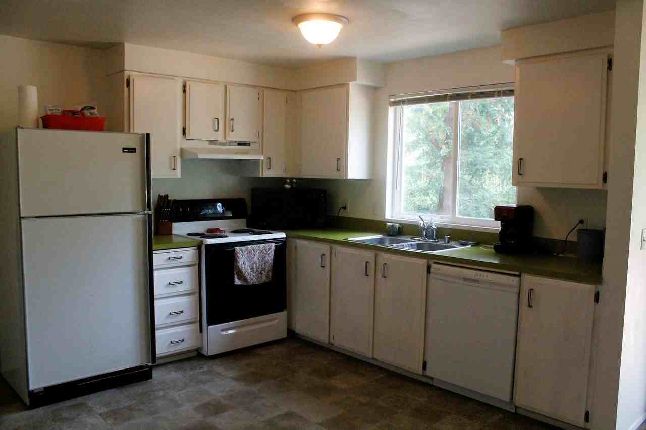 4005 Se Cameron Pl - Photo 4 of 11
