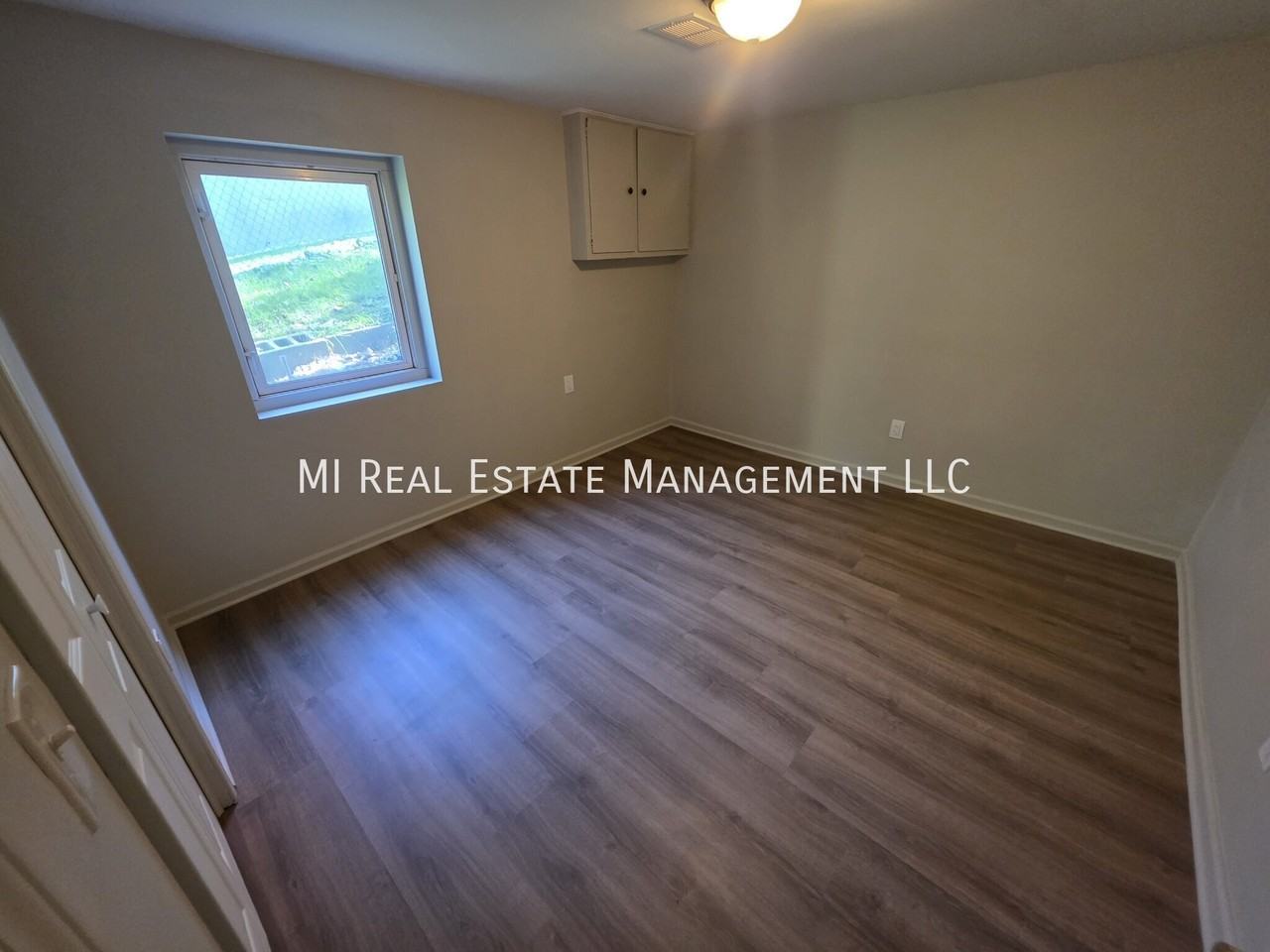 1513 Blossom St Se - Photo 5 of 14