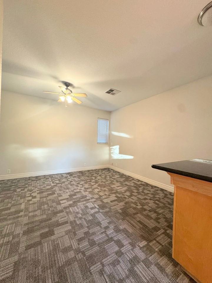 7432 Kadota Way - Photo 5 of 17