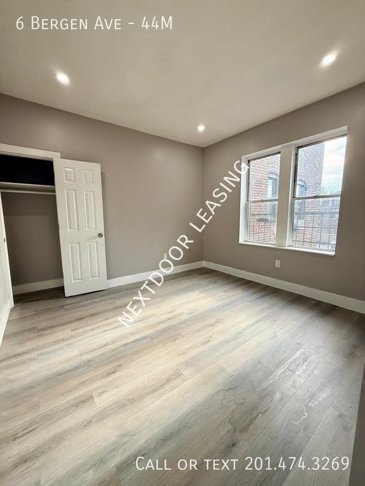 6 Bergen Ave #44M - Photo 7 of 8