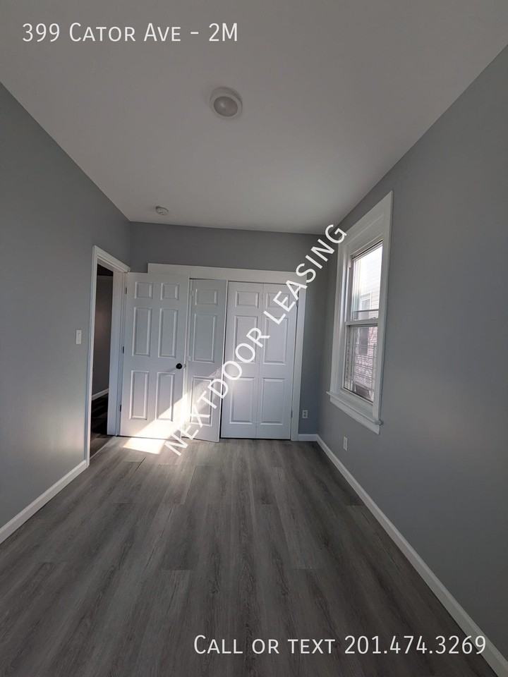 399 Cator Ave #2M - Photo 7 of 8