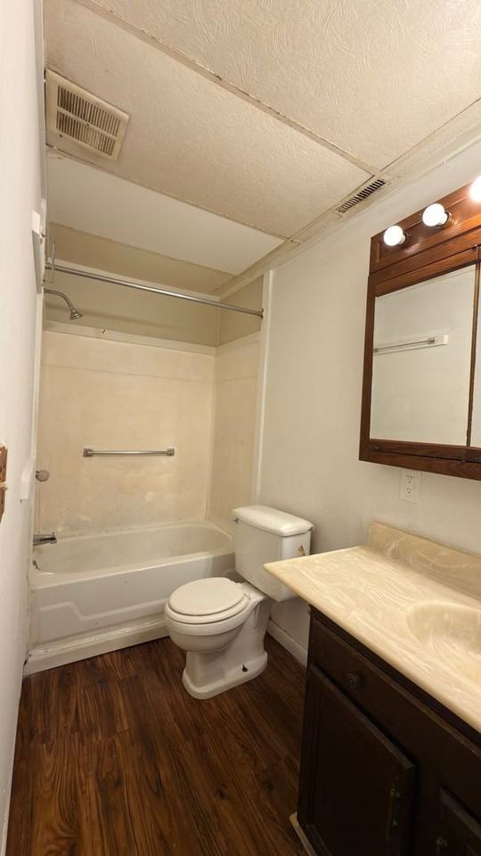 239 S 4th St #3 - Photo 5 of 7