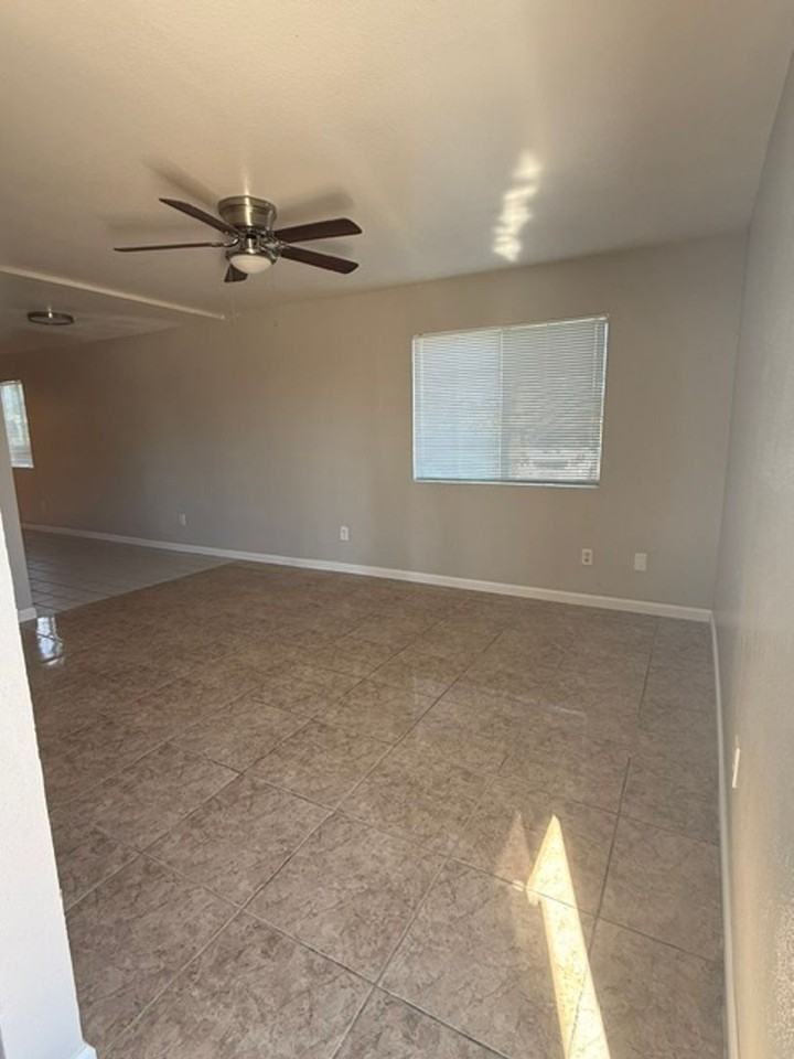 218 218 E St. -A #A - Photo 2 of 37