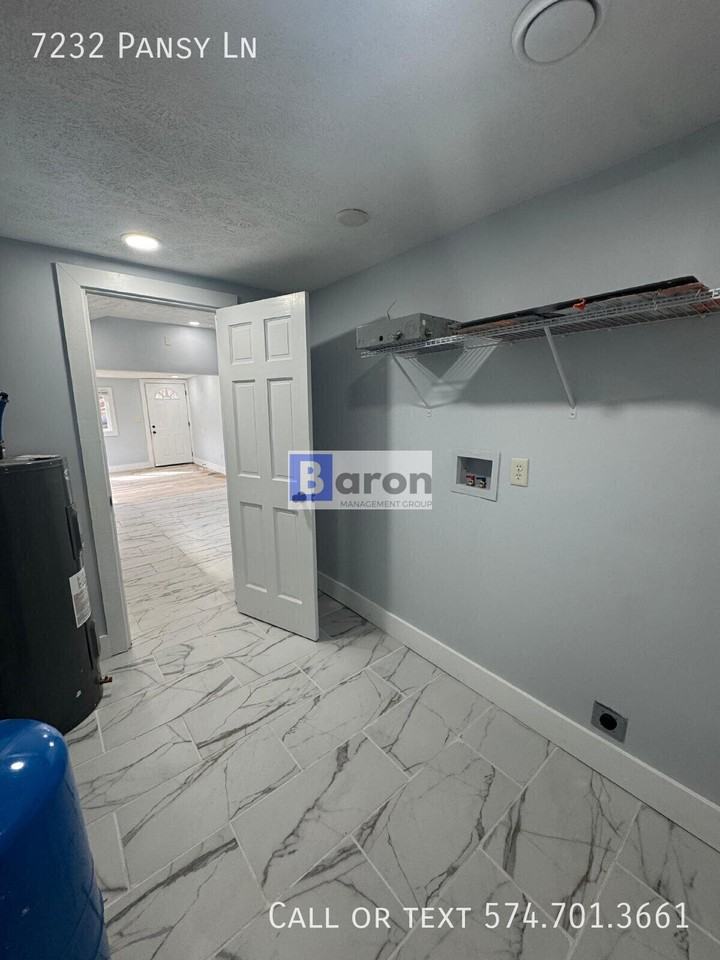7323 E Pansy Ln - Photo 3 of 11