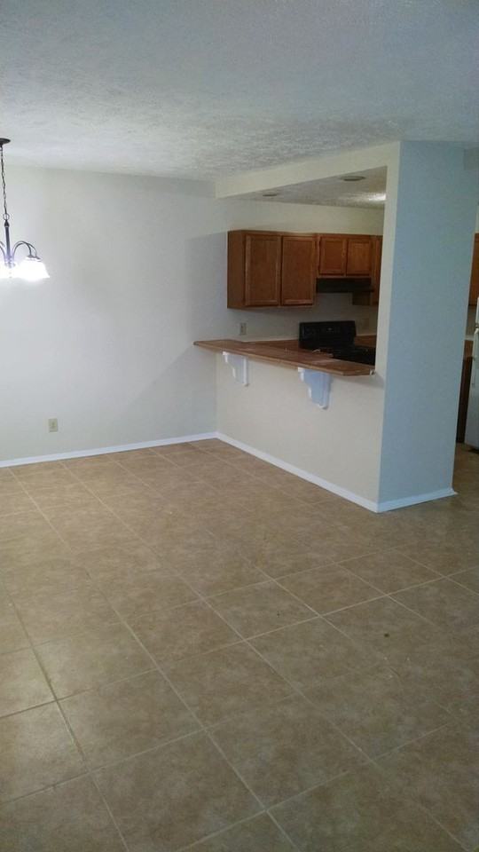 1891 Tryon Dr - Photo 3 of 4