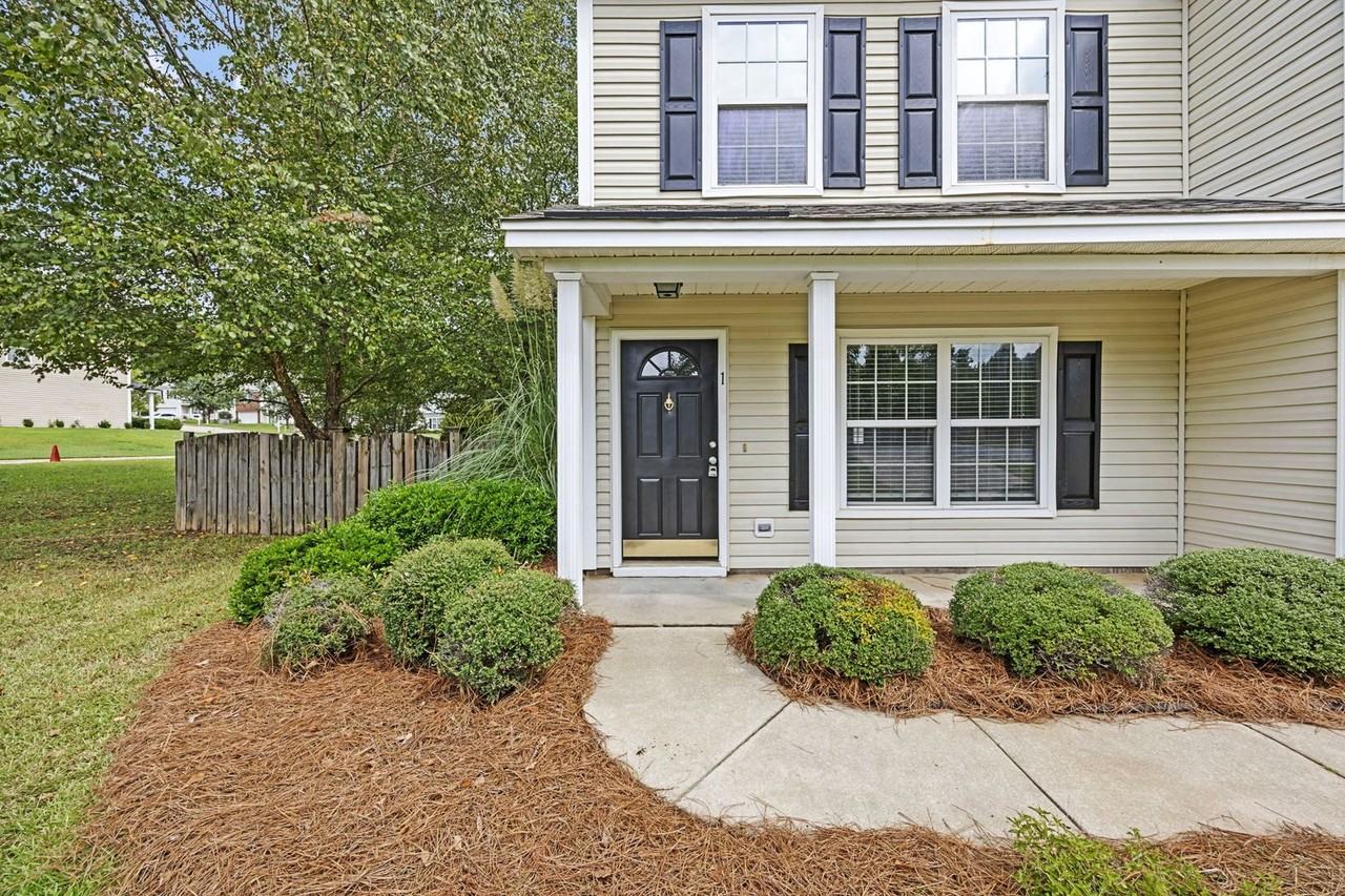 1 Ironcrest Ct - Photo 2 of 46