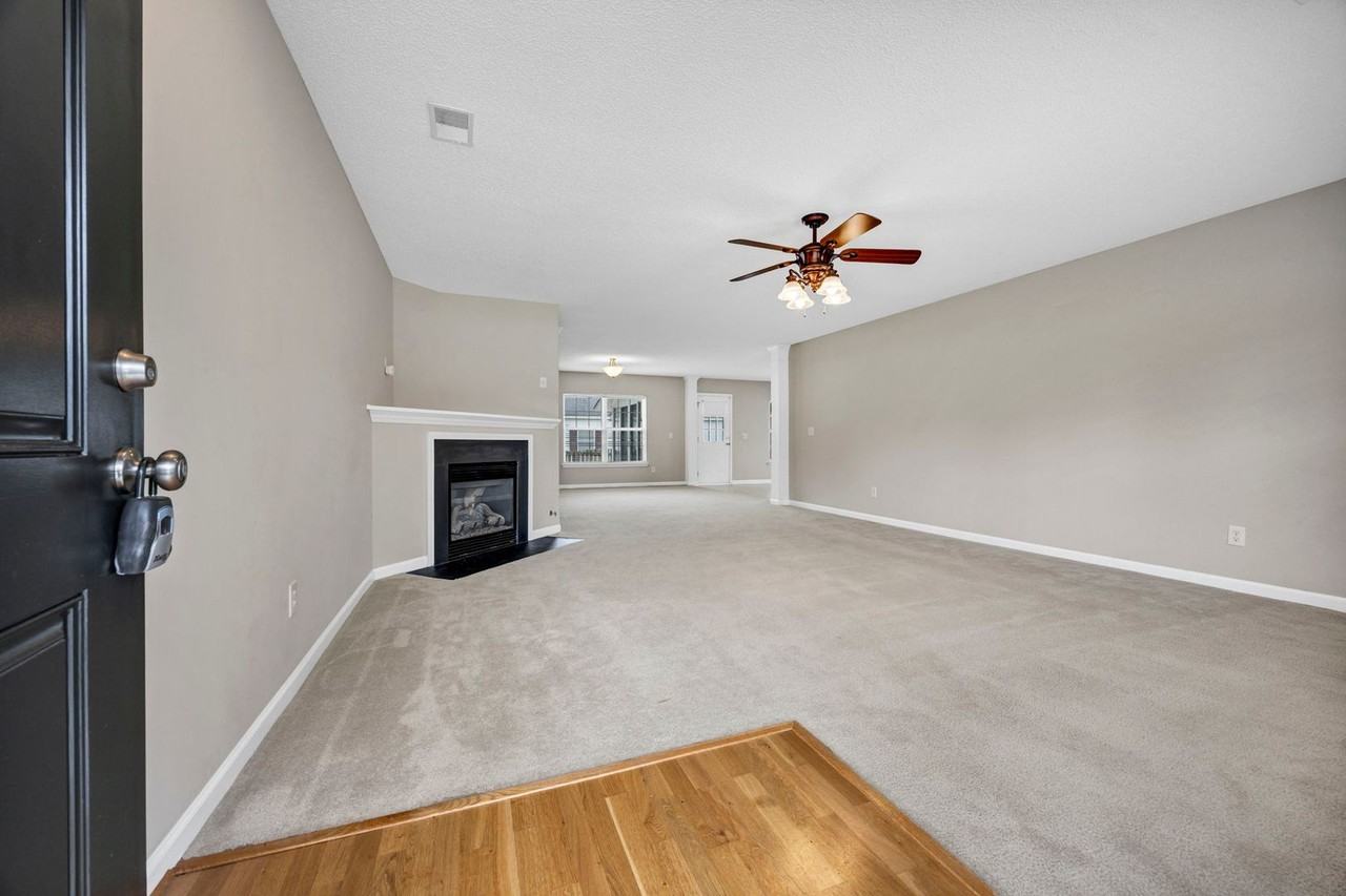 1 Ironcrest Ct - Photo 4 of 46