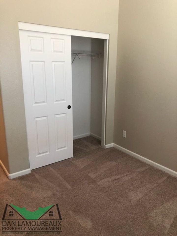 2386 Galvin Way - Photo 3 of 13