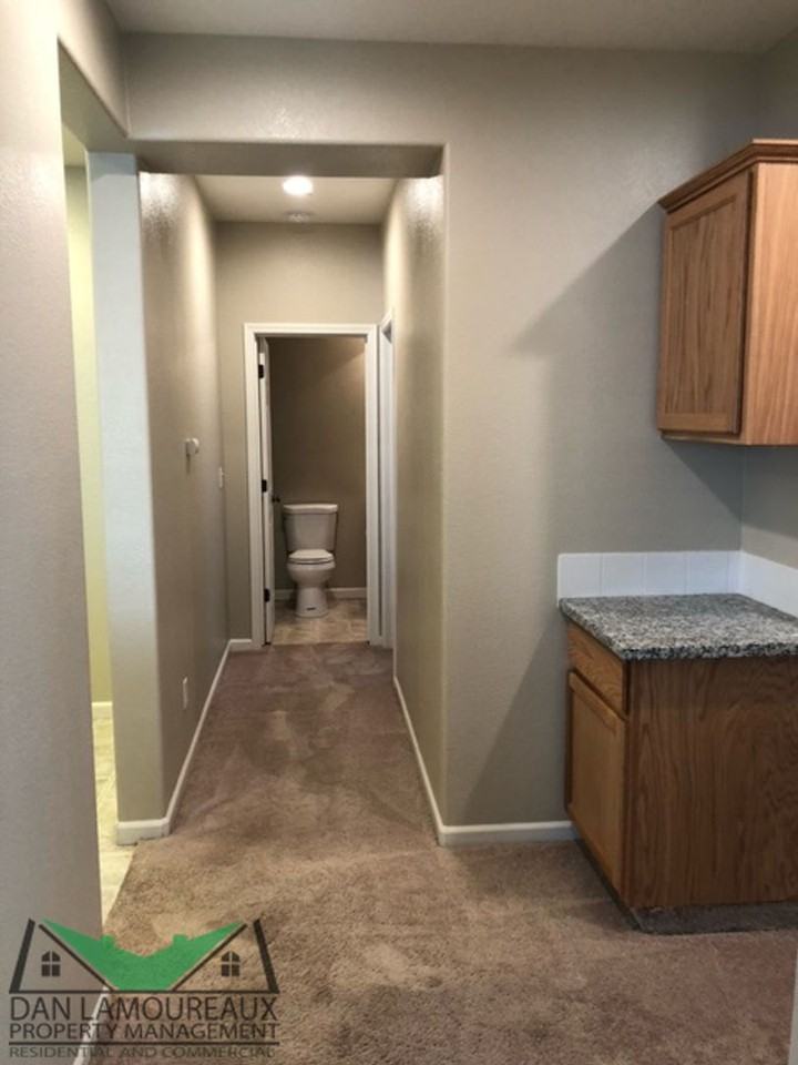 2386 Galvin Way - Photo 7 of 13