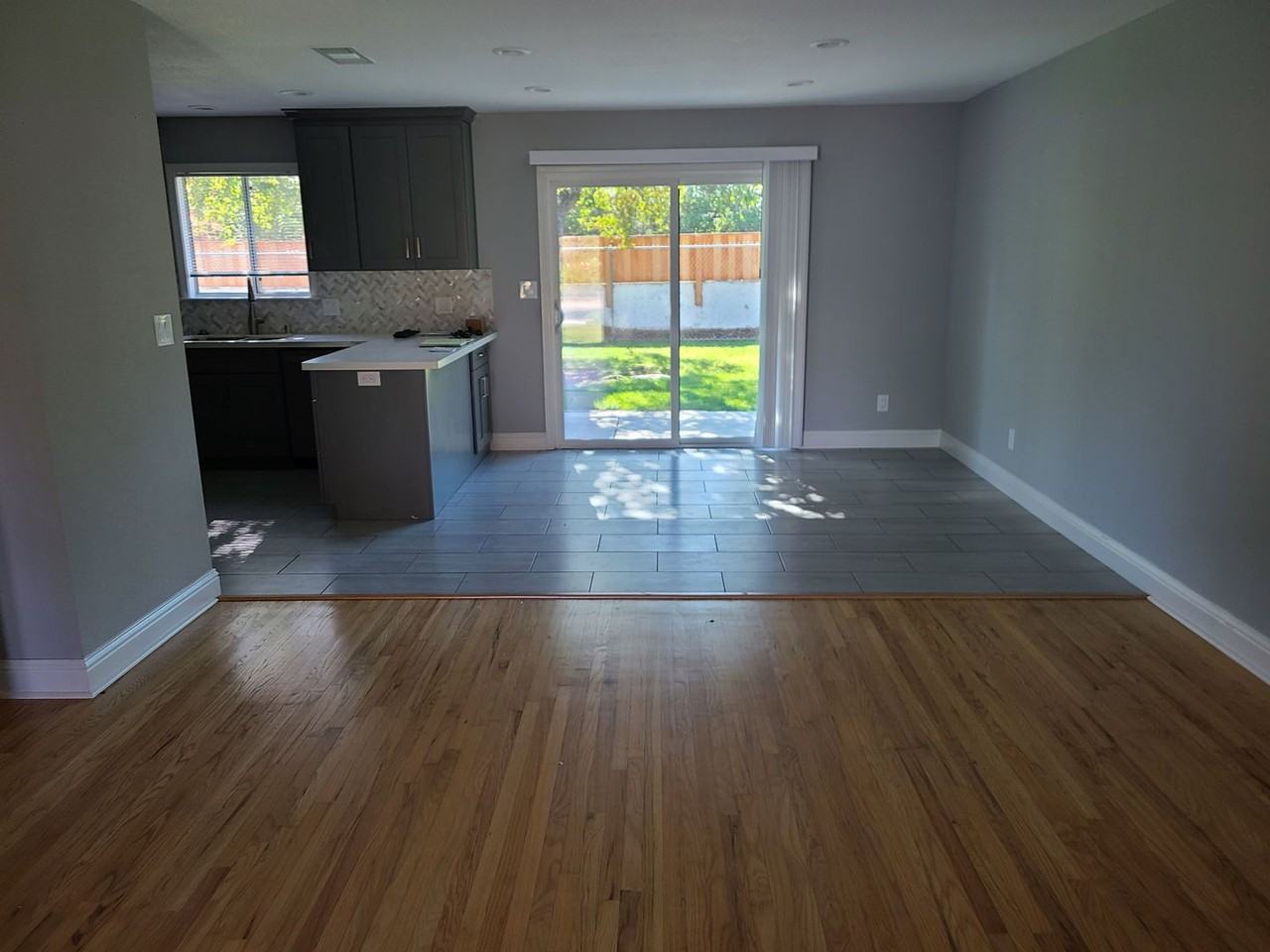4918 Kingston Way - Photo 4 of 16