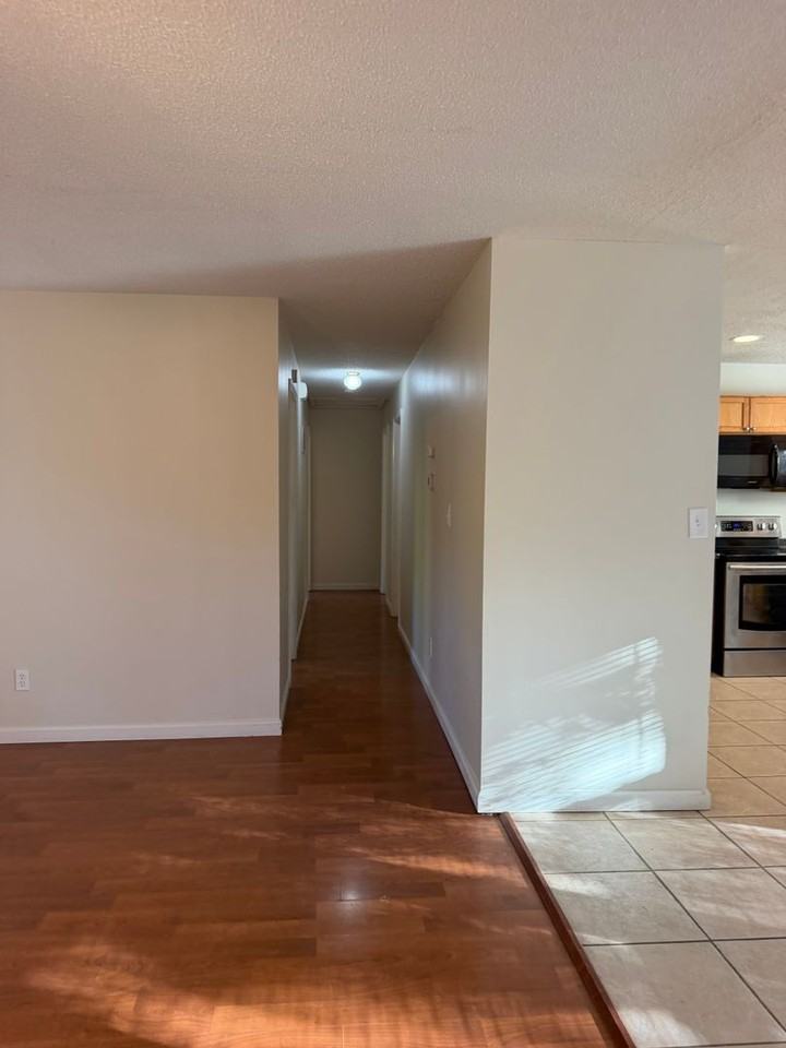 19 Melody Ln S - Photo 4 of 6