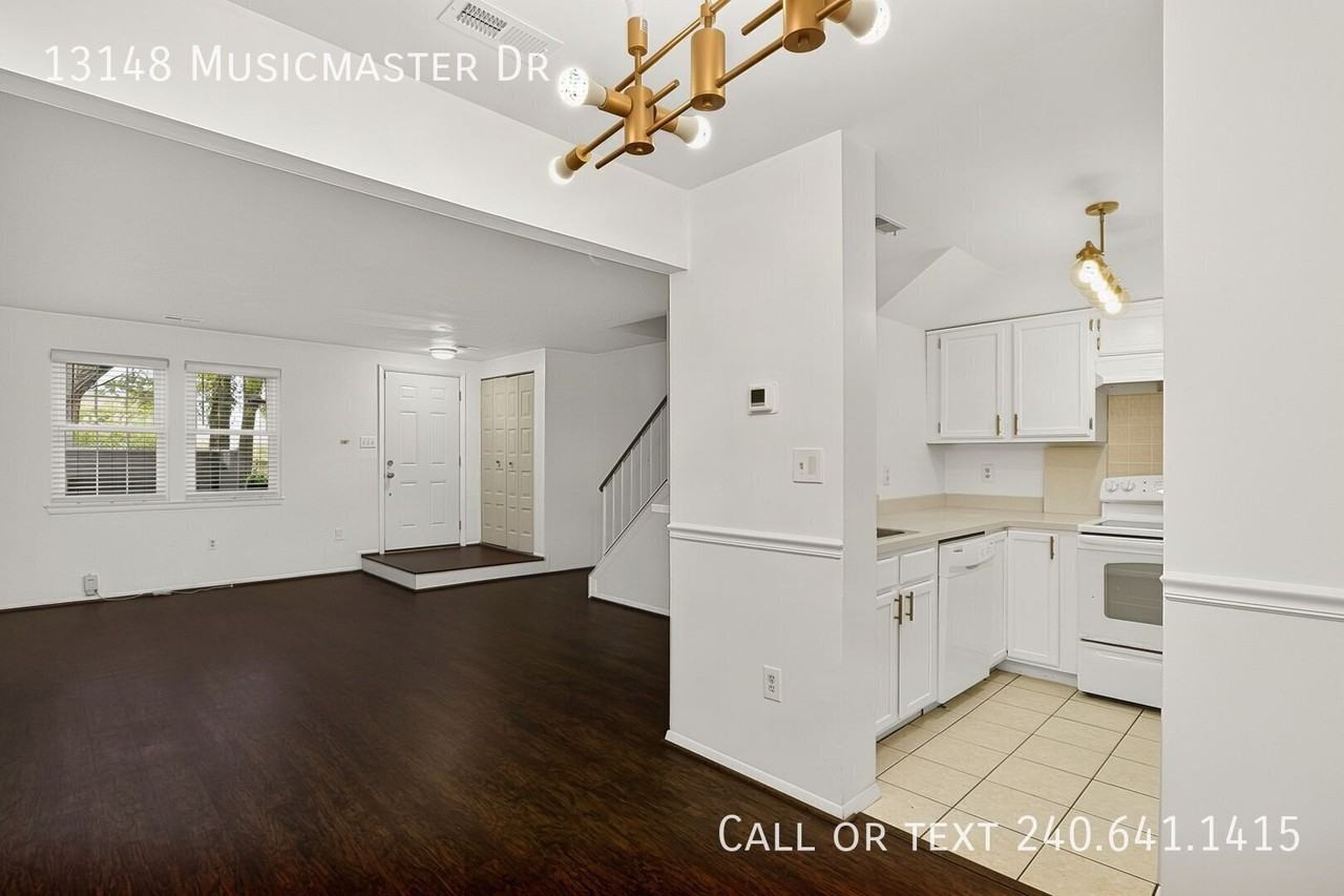 13148 Musicmaster Dr - Photo 4 of 27