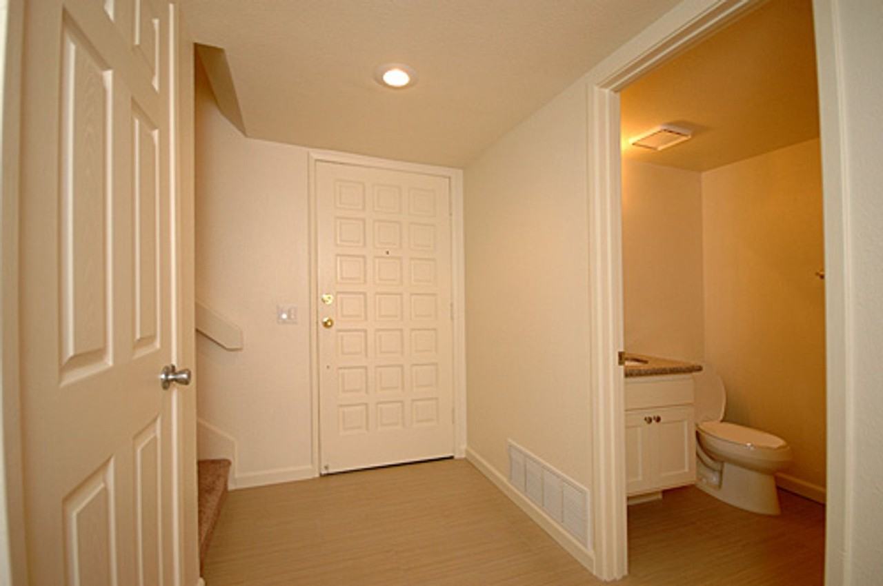 3714 Harvard Dr - Photo 3 of 21