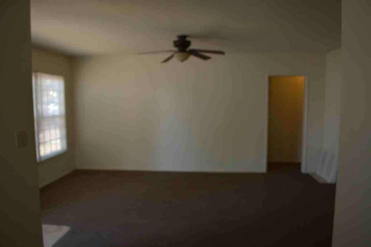 9016 Laurel Ave - Photo 2 of 12