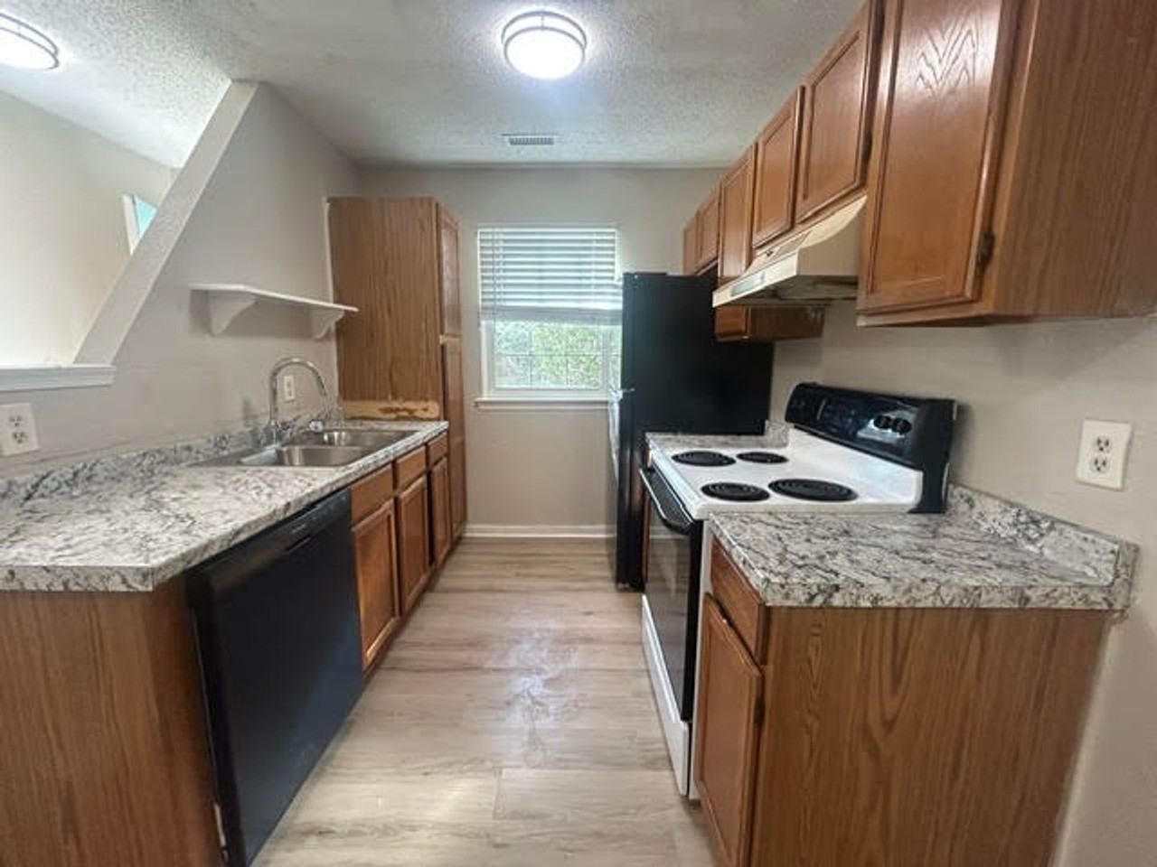 106 Audrey Ct - Photo 5 of 14