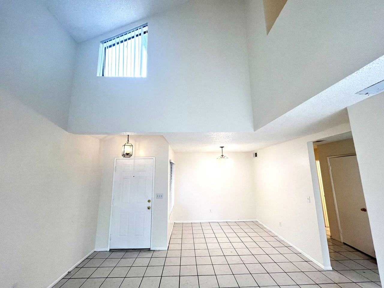 14258 Ranchero Dr - Photo 2 of 28