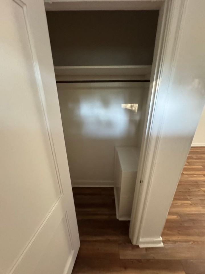 509 Kings Rd - Photo 6 of 46