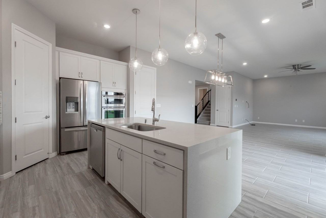 12385 Valley Chase Ave - Photo 3 of 50