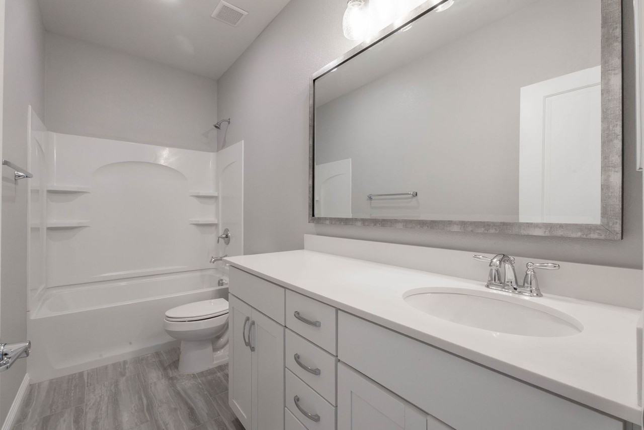 12385 Valley Chase Ave - Photo 4 of 50