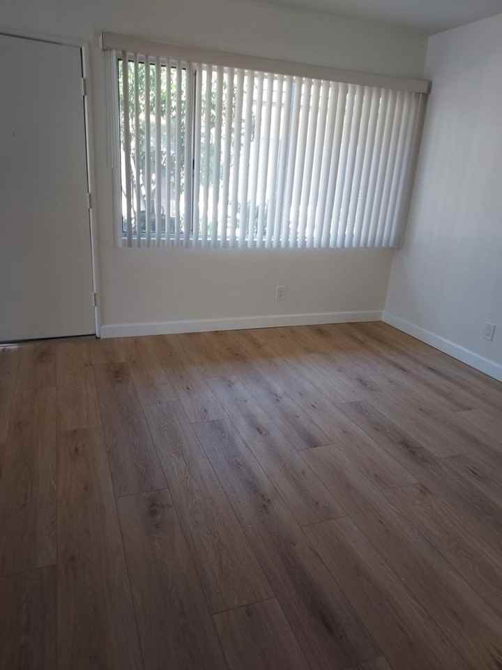 2542 Broadway #D - Photo 6 of 14