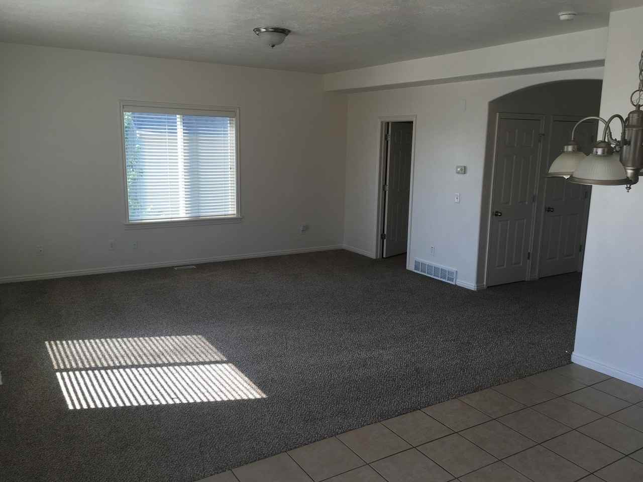 7736 N Silver Ranch Rd - Photo 5 of 26