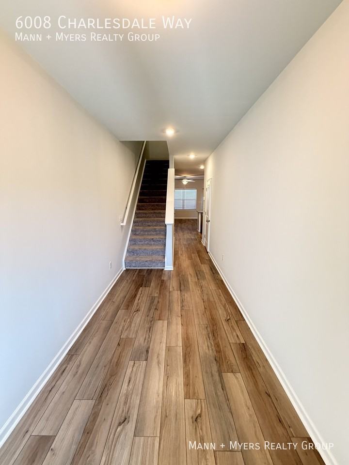 6008 Charlesdale Way - Photo 3 of 36