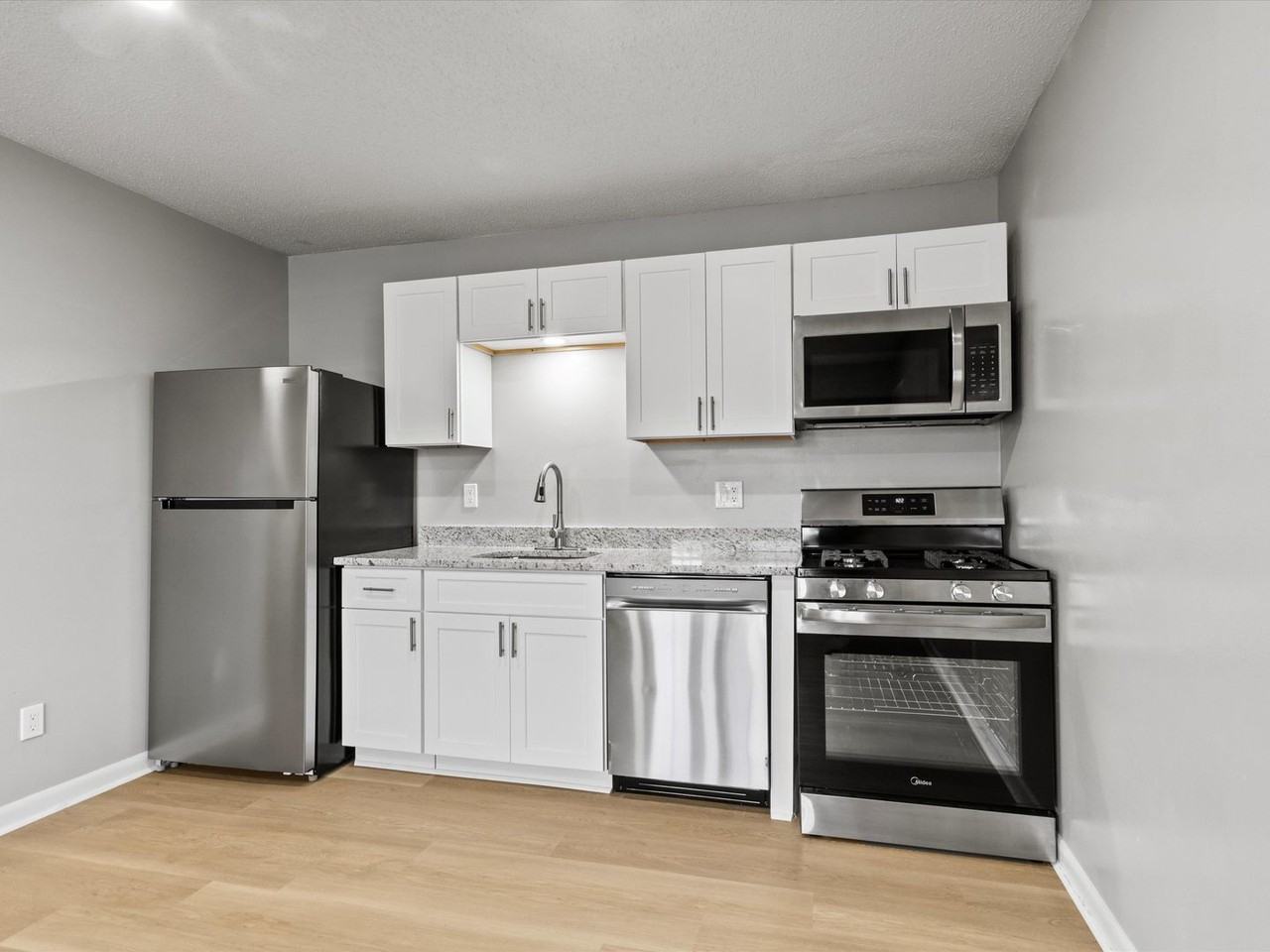 501 Swan Dr #803 - Photo 7 of 37