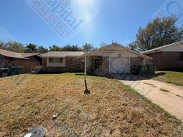 featured image of 8624 Ne 33rd St
