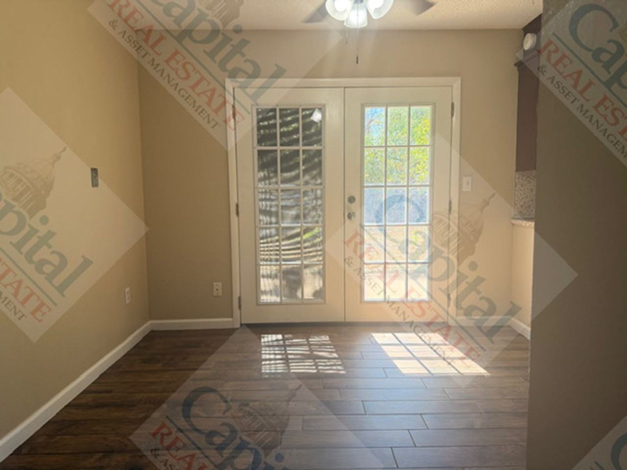 8624 Ne 33rd St - Photo 5 of 31