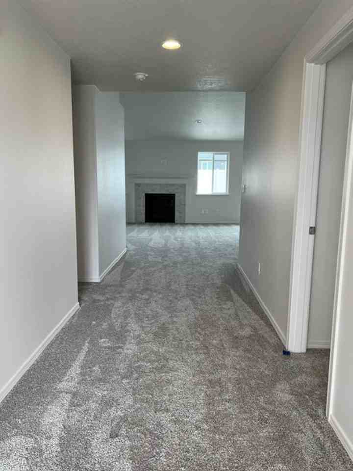 4218 W Wood Ct - Photo 3 of 27