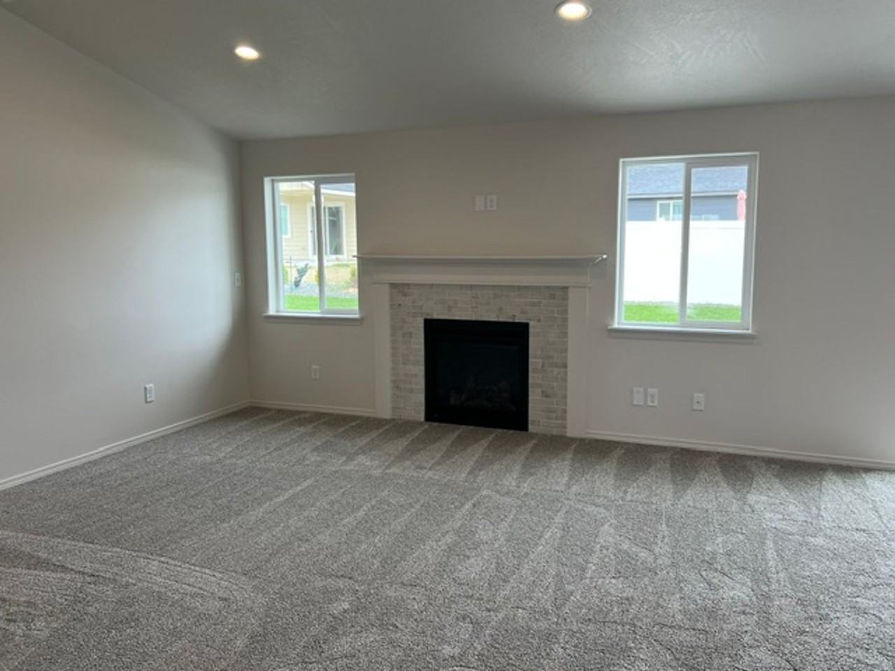 4218 W Wood Ct - Photo 4 of 27