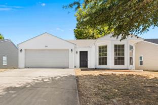 1206 Crescent St - Photo 1 of 1