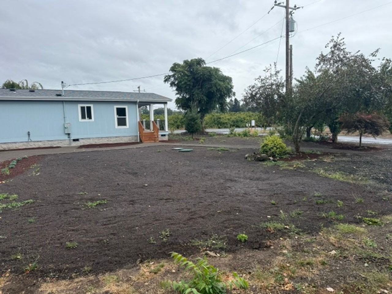 9375 Wells Landing Rd - Photo 3 of 6