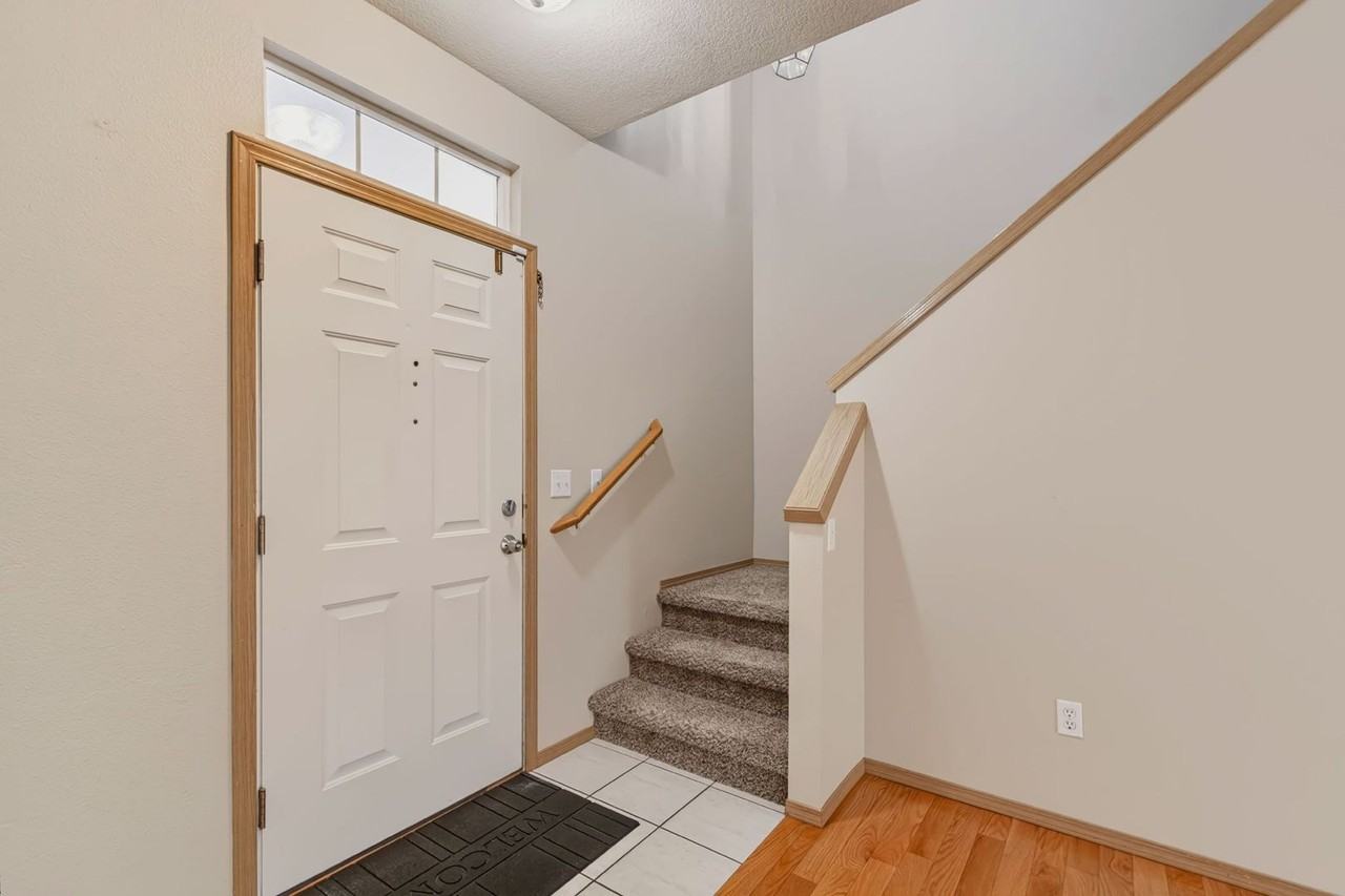 17209 Se 21st St - Photo 5 of 33