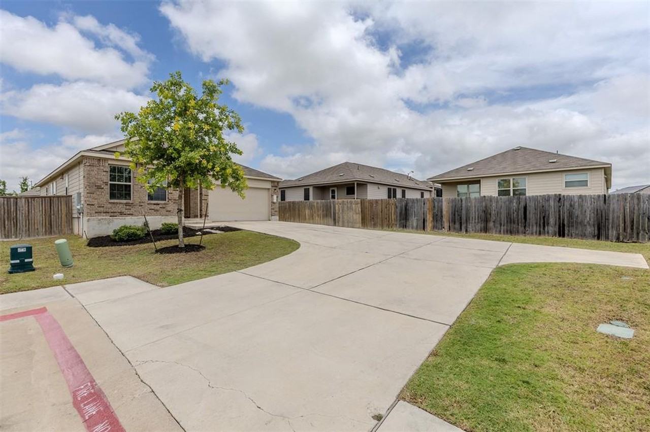 509 Callisto Ct - Photo 2 of 17