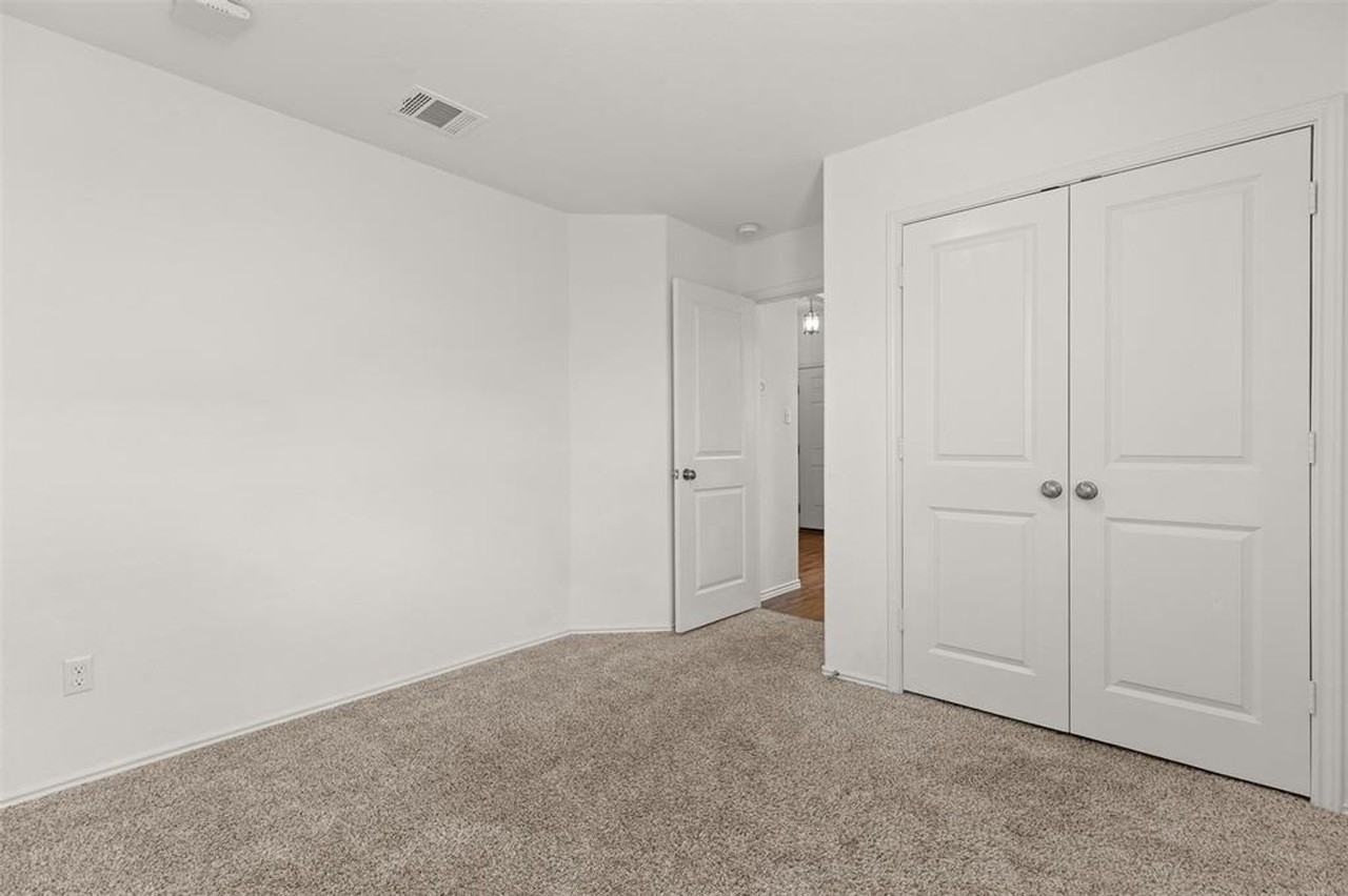 509 Callisto Ct - Photo 6 of 17