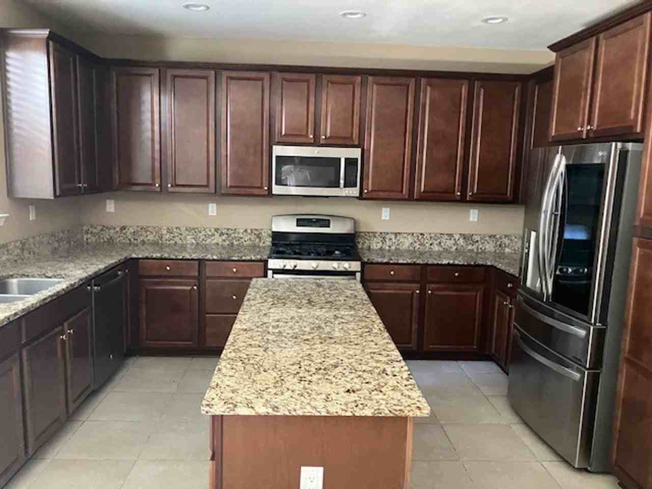 10861 Walnut Ridge Dr - Photo 4 of 11